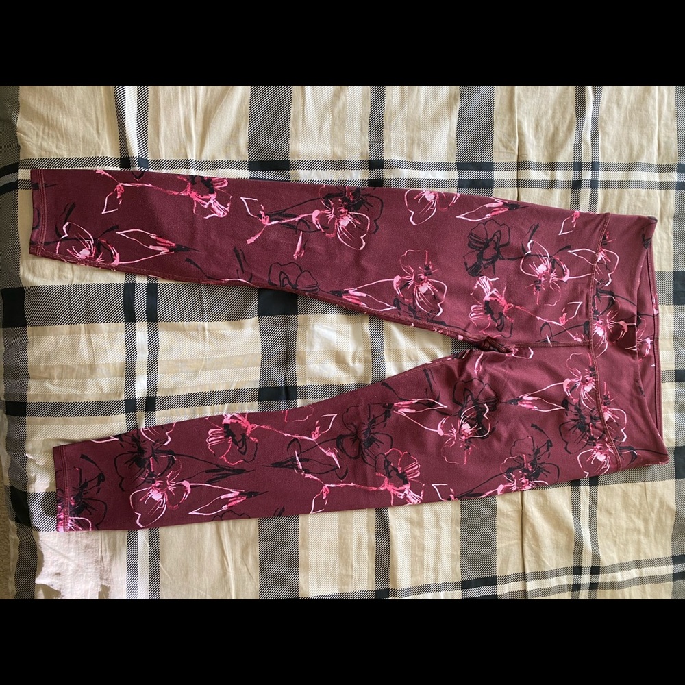 Fabletics - Picture 2 of 3